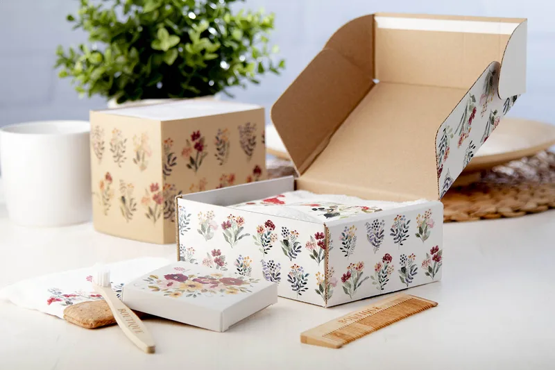 Εσωτερικό Κουτιού Postal Box με Ανθεκτική Κατασκευή. Εταιρικά Δώρα με Λογότυπο | PERFECT advertising