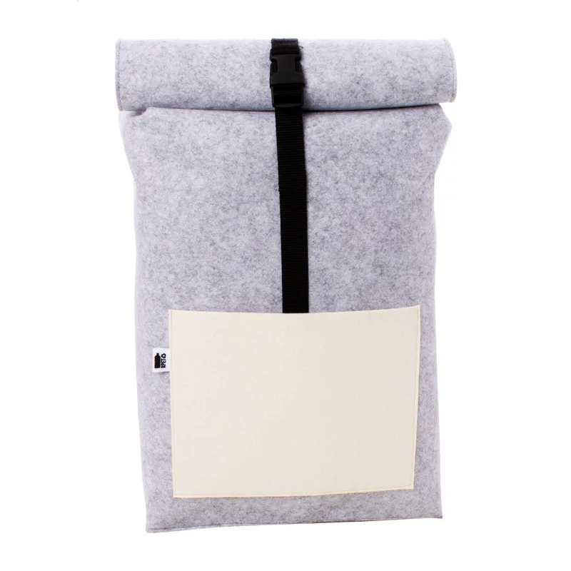 Λεπτομέρεια Rolltop Κλεισιάς σε Σακίδιο RPET. Προωθητικά Είδη με Τύπωμα για Επιχειρήσεις | PERFECT advertising