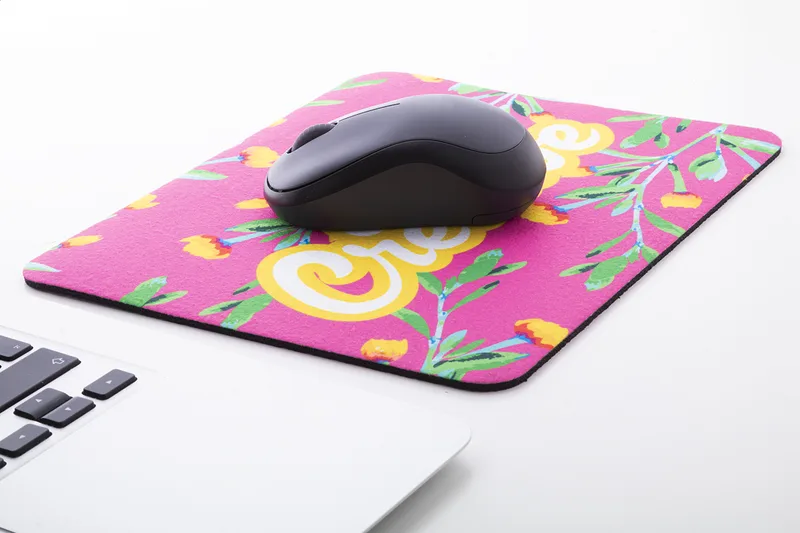 Αντιολισθητική Βάση Καουτσούκ σε Mousepad RPET. Εκτύπωση Λογοτύπου σε Αξεσουάρ Γραφείου | PERFECT advertising