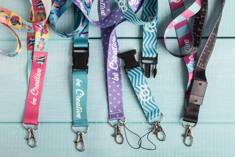 Ιμάντας Λαιμού Lanyard Sublimation σε Πολύχρωμη Εκτύπωση Σχεδίων. Εκτύπωση Λογοτύπου σε Εταιρικά Αξεσουάρ | PERFECT advertising