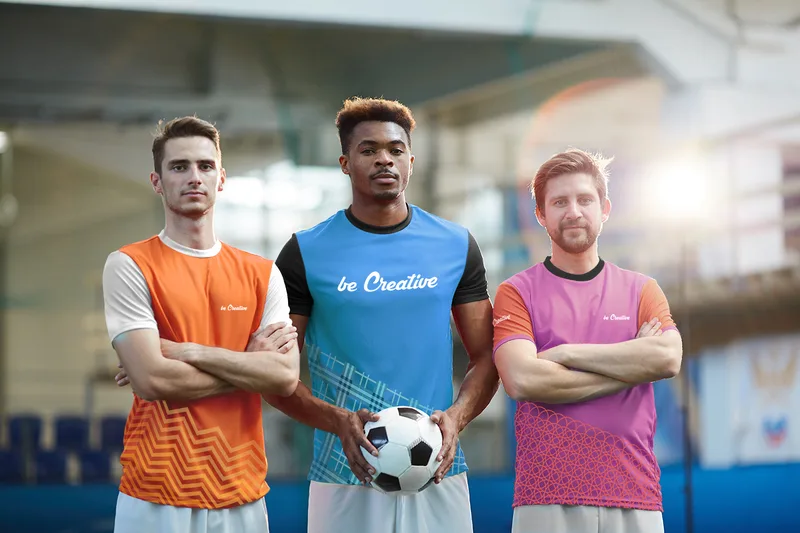 Full-Print Sublimation σε Αθλητικό Μπλουζάκι. Λεπτομέρεια Εκτύπωσης — Εταιρικά Προωθητικά Είδη | PERFECT advertising