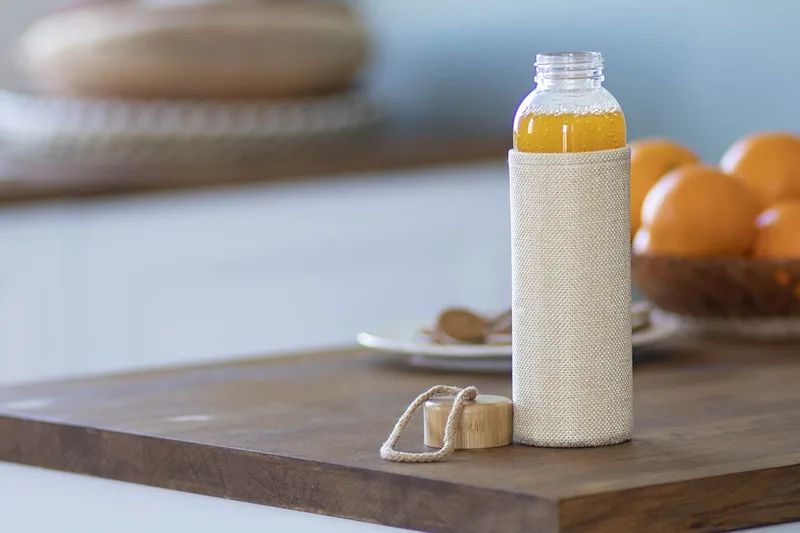 Γυάλινο Μπουκάλι 500ml σε Πλαϊνή Όψη. Διαφημιστικά Δώρα με Λογότυπο για Επιχειρήσεις | PERFECT advertising