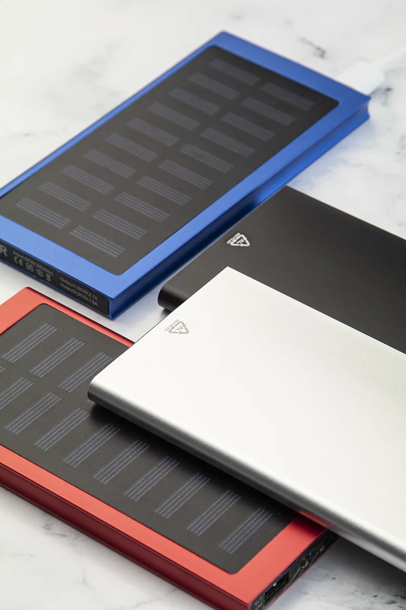 Power Bank Ηλιακός σε Συσκευασία Δώρου. Εταιρικά Δώρα Τεχνολογίας με Λογότυπο | PERFECT advertising