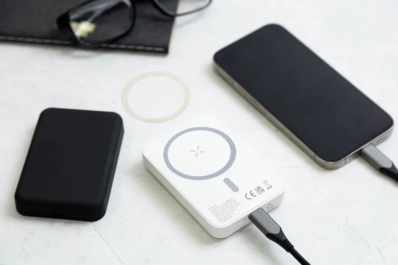 Power Bank RABS με Αυτοκόλλητο Μεταλλικό Δακτύλιο. Διαφημιστικά Δώρα με Λογότυπο | PERFECT advertising