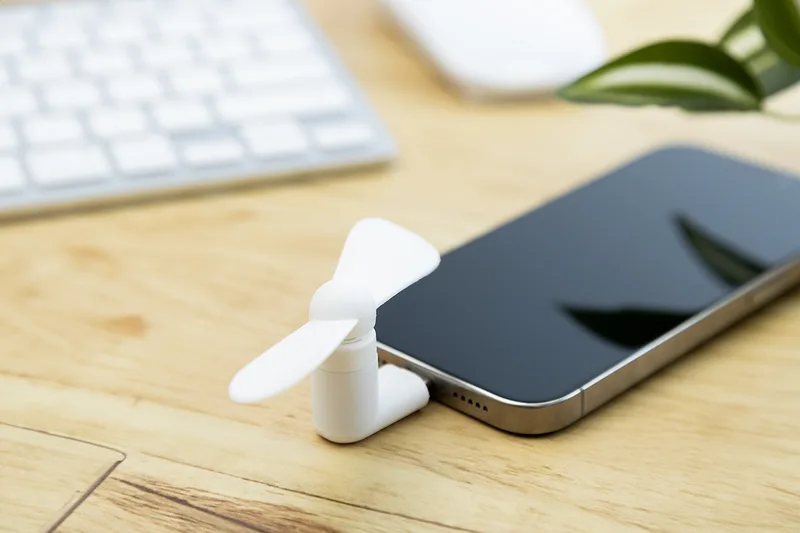 Ανεμιστήρας Smartphone Συμπαγής Κατασκευή TPE. Διαφημιστικές Εκτυπώσεις για Εκδηλώσεις | PERFECT advertising