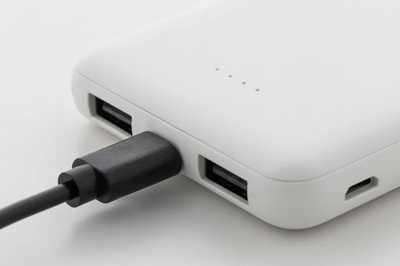 Συνοδευτικό Καλώδιο USB για Power Bank RABS. Εκτύπωση Λογοτύπου σε Εταιρικά Αξεσουάρ | PERFECT advertising